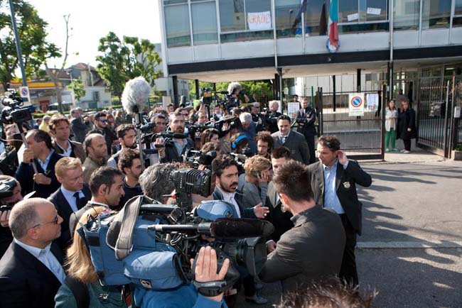 Expo, Renzi contestato a Milano. “Lo Stato è più forte dei ladri” Expo, Renzi contestato a Milano. “Lo Stato è più forte dei ladri”