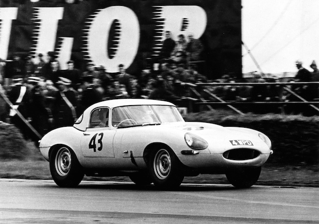 Ritorna la Jaguar E-TYPE “LIGHTWEIGHT” Ritorna la Jaguar E-TYPE “LIGHTWEIGHT”