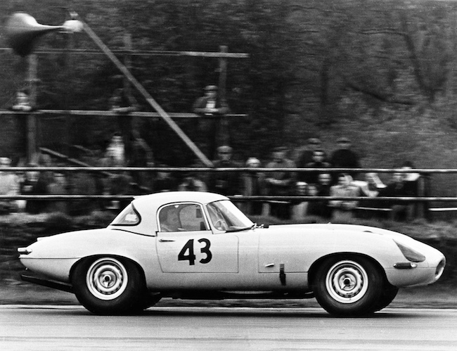 Ritorna la Jaguar E-TYPE “LIGHTWEIGHT” Ritorna la Jaguar E-TYPE “LIGHTWEIGHT”