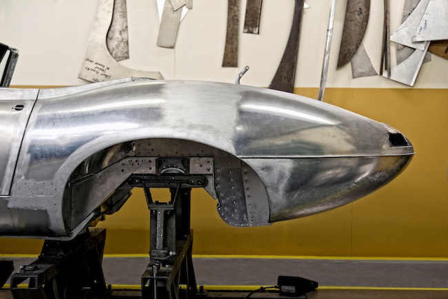 Ritorna la Jaguar E-TYPE “LIGHTWEIGHT” Ritorna la Jaguar E-TYPE “LIGHTWEIGHT”