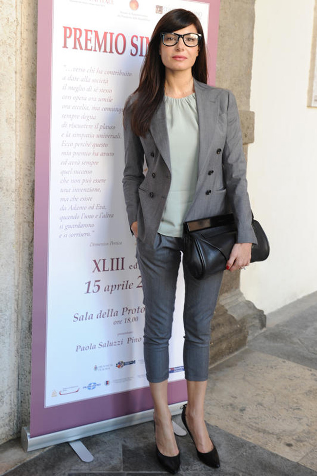 Kate (Middleton) non c’è. E l’altra Kate (Moss) “seduce” il principe William Kate (Middleton) non c’è. E l’altra Kate (Moss) “seduce” il principe William