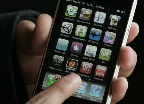 Le app gratis? Concorrenza sleale. L’Antitrust indaga su Google & Co. Le app gratis? Concorrenza sleale. L’Antitrust indaga su Google & Co.