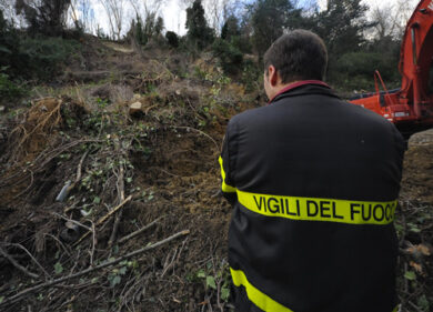 “Frana colposa”. Il Comune nei guai. Monte Mario in ginocchio da febbraio