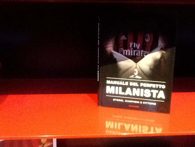 Casa Milan, Seedorf si raccomanda a Paolo B. Da Cracco a Sheva: ecco i presenti. LE FOTO Casa Milan, Seedorf si raccomanda a Paolo B. Da Cracco a Sheva: ecco i presenti. LE FOTO