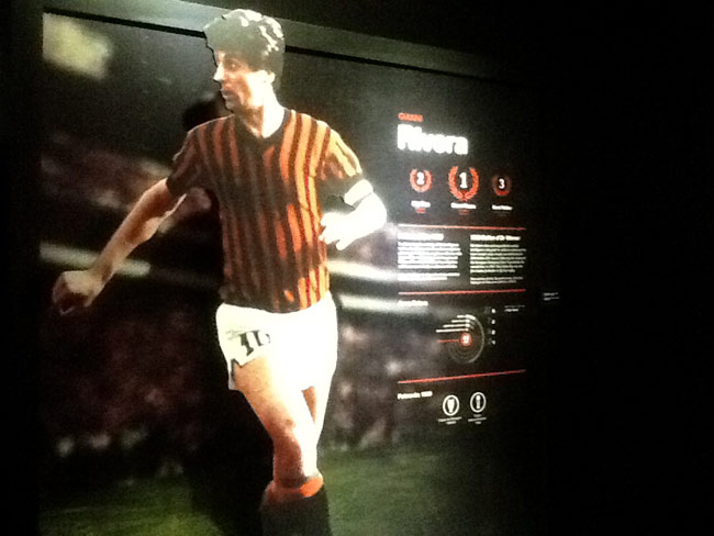 Casa Milan, Seedorf si raccomanda a Paolo B. Da Cracco a Sheva: ecco i presenti. LE FOTO Casa Milan, Seedorf si raccomanda a Paolo B. Da Cracco a Sheva: ecco i presenti. LE FOTO
