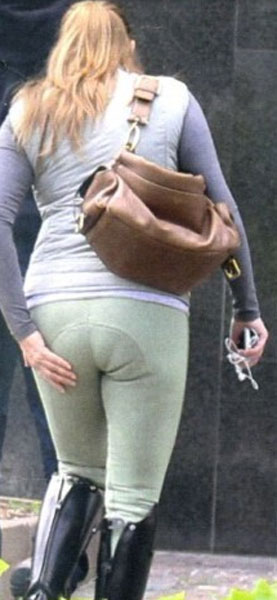 Lario-Signorini. Nuova puntata. Scende in campo Lele Mora. FOTO