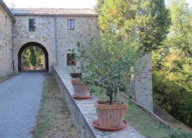 “Benessere culturale”: a tu per tu con scrittori e intellettuali in un borgo medievale