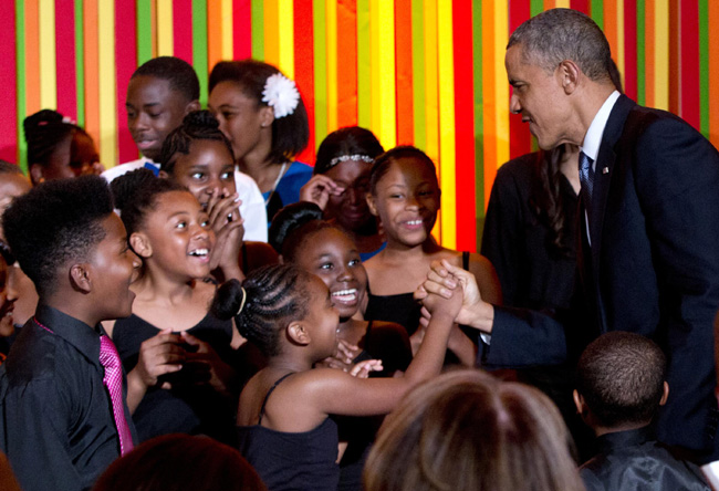 Michelle Obama lancia “Turnaround Arts”: a scuola tra musica e arte Michelle Obama lancia “Turnaround Arts”: a scuola tra musica e arte