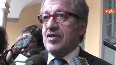 VIDEO: Maroni: su Uber intervenga governo, Lupi male informato sulle competenze della regione