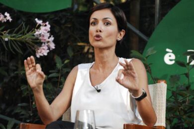 Mara Carfagna è la politica più sexy? Boschi e Moretti, il Pd tira