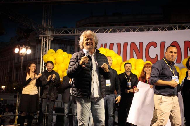 Renzi: “Nessun dubbio, vinciamo noi”. Grillo: “Cattivissimi, ma non violenti”