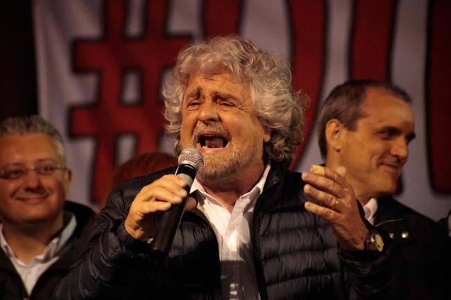 Renzi: “Nessun dubbio, vinciamo noi”. Grillo: “Cattivissimi, ma non violenti”