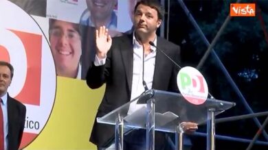 VIDEO: fischi da contestatori a Renzi. Lui: non abbiamo paura