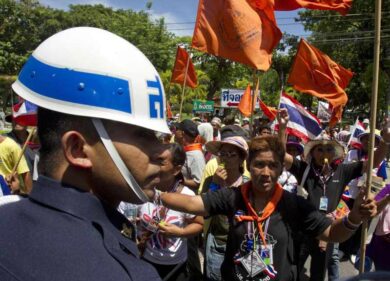 Thailandia: giunta scioglie il Senato e assume i poteri legislativi