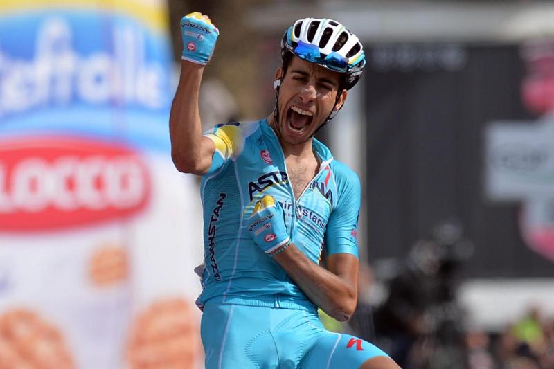 Fabio Aru spettacolare: incendia il Giro sulle salite di Pantani Fabio Aru spettacolare: incendia il Giro sulle salite di Pantani