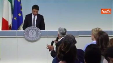 VIDEO: Lucci a Renzi: Beppuccio ti ha mandata ‘affa’, tu che rispondi?