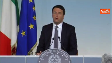 VIDEO: Renzi, M5S rifletta e non usi il Parlamento come luogo per show