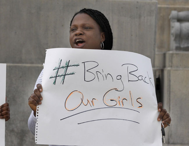 Nigeria, l’esercito: “Sappiamo dove sono le ragazze rapite”
