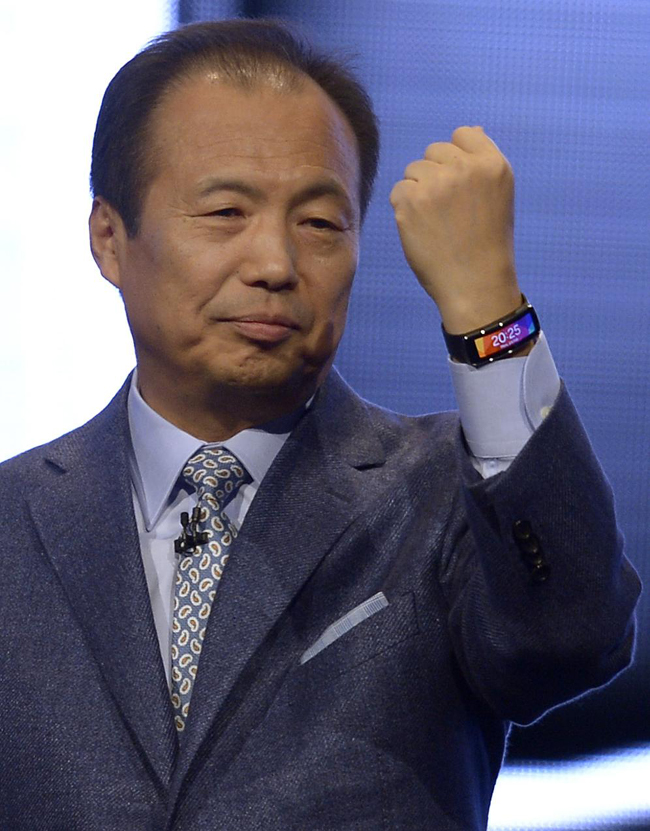 L’orologio sostituirà lo smartphone. Samsung-Apple, questione di polso L’orologio sostituirà lo smartphone. Samsung-Apple, questione di polso