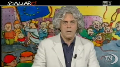 VIDEO: Crozza-Grillo: questa non è una guerra, è una farmacia