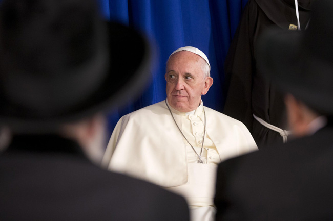 Padre Lombardi: “Si terrà l’8 giugno il vertice di preghiera per il Medioriente” Padre Lombardi: “Si terrà l’8 giugno il vertice di preghiera per il Medioriente”