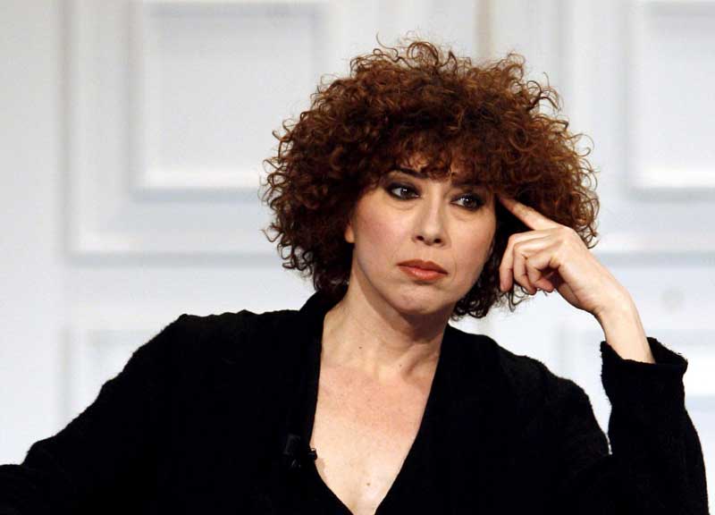 Veronica Pivetti: “Sono viva per miracolo”. Che paura per l’incendio in casa