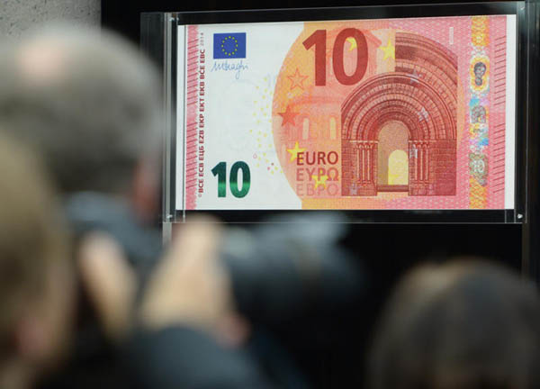 Arriva la nuova banconota da 10 euro. Come riconoscerla in 3 mosse