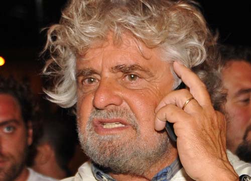 Europee, Grillo si consola con una scorpacciata di pesce