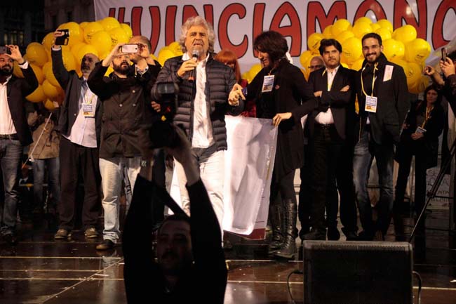 Europee, Grillo si consola con una scorpacciata di pesce