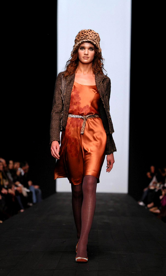 Philosophy perde la testa: Natalie Ratabesi lascia Philosophy perde la testa: Natalie Ratabesi lascia