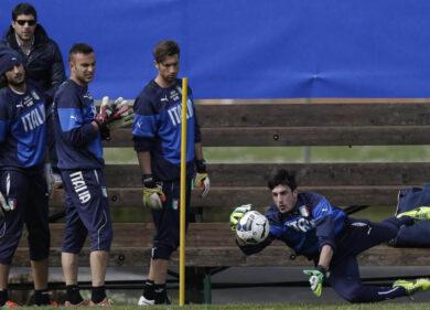 Prandelli, allarme portieri: Mirante chiamato a scopo precauzionale