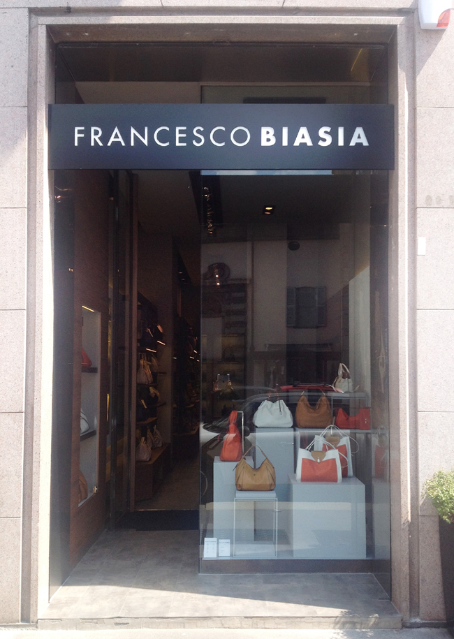 Il rilancio di Biasia passa da Milano. Pioggia di aperture per il brand Il rilancio di Biasia passa da Milano. Pioggia di aperture per il brand