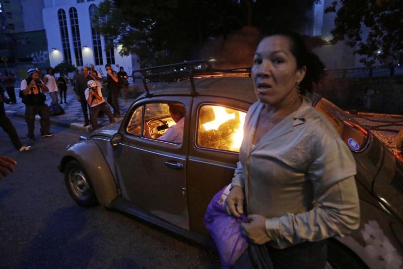 I Mondiali in Brasile si avvicinano. Aumentano gli scontri tra polizia e manifestanti I Mondiali in Brasile si avvicinano. Aumentano gli scontri tra polizia e manifestanti