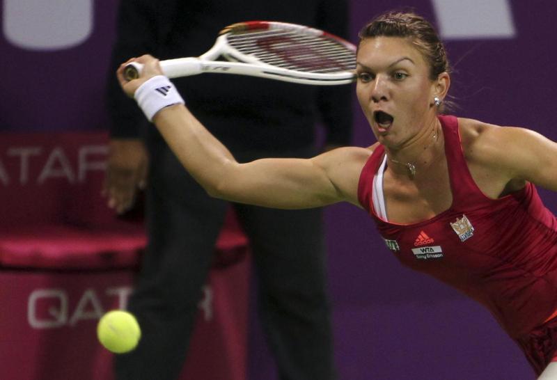 Simona Halep sfida la Sharapova e le domande sul seno