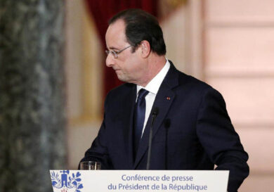 Tre consiglieri di Hollande si preparano a lasciare l’Eliseo