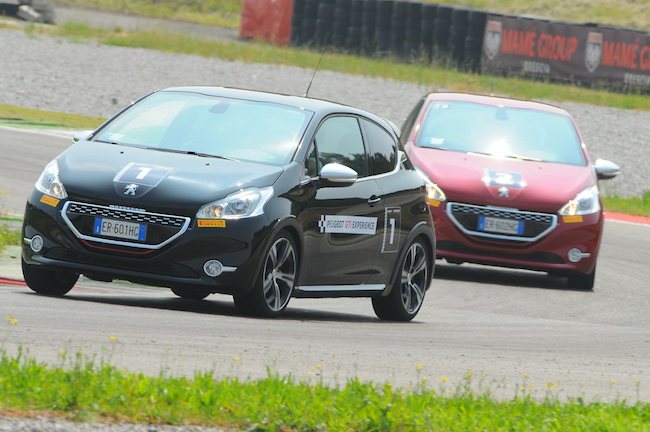PEUGEOT DRIVING EXPERIENCE 2014 PEUGEOT DRIVING EXPERIENCE 2014