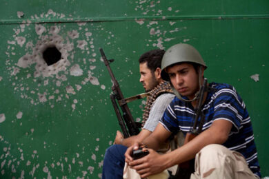 Iraq, jihadisti conquistano Mosul. In 500mila fuggono dai combattimenti