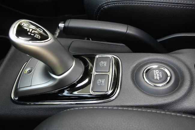 Mitsubishi Outlander PHEV oltre l’ibrido Mitsubishi Outlander PHEV oltre l’ibrido