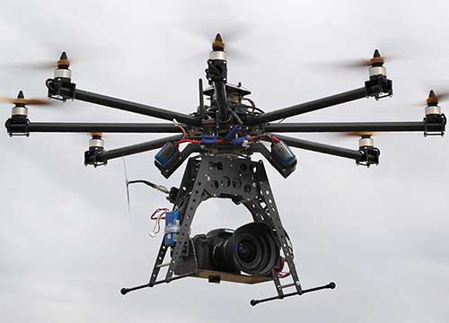 E’ arrivato il drone a guerra europeo. Invisibile e senza pilota E’ arrivato il drone a guerra europeo. Invisibile e senza pilota
