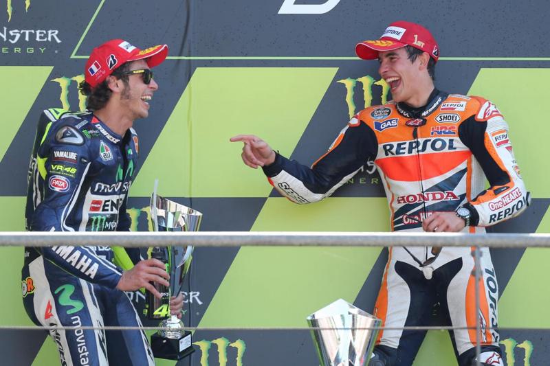 Moto Gp: Marquez vince anche in Catalunya, Rossi secondo Moto Gp: Marquez vince anche in Catalunya, Rossi secondo