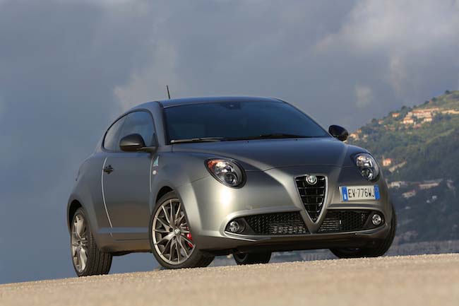 Alfa Romeo: la leggenda del Quadrifoglio Verde Alfa Romeo: la leggenda del Quadrifoglio Verde