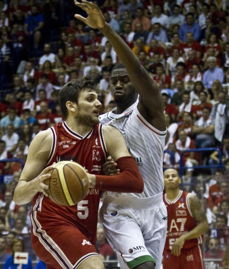 Milano domina, Jerrells e Lawal demoliscono Siena: pagelle di Affari