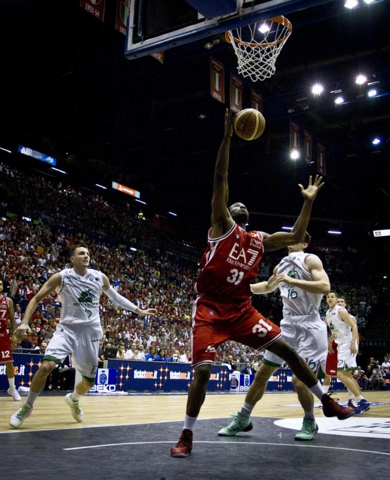 Milano domina, Jerrells e Lawal demoliscono Siena: pagelle di Affari