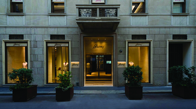 Sei sarti e guardaroba in 3D: Brioni apre a Milano lo store più grande Sei sarti e guardaroba in 3D: Brioni apre a Milano lo store più grande