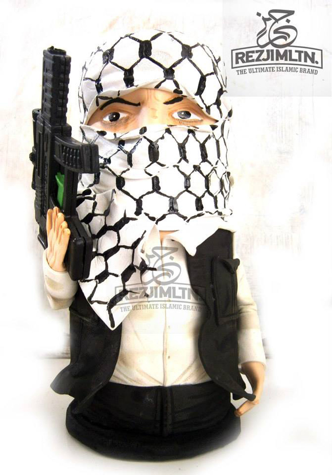 Iraq, ecco il merchandising dei terroristi. Magliette e cappellini jihadisti Iraq, ecco il merchandising dei terroristi. Magliette e cappellini jihadisti