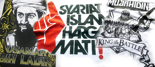 Iraq, ecco il merchandising dei terroristi. Magliette e cappellini jihadisti Iraq, ecco il merchandising dei terroristi. Magliette e cappellini jihadisti