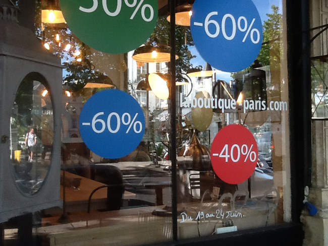 La musica in festa lungo le strade di Parigi – FOTO E VIDEO