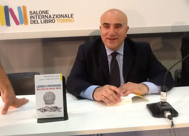 Galleria foto 'Camilleri: “Italiani stranieri in patria”. Lo speciale dal Festival del Lavoro' - foto 1