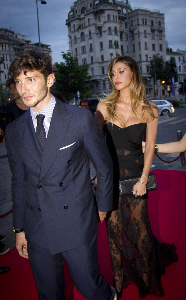 Belen lascia senza fiato i fan… – FOTO