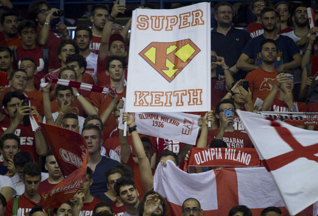Basket, Milano campione dopo 18 anni. Siena cede a gara 7. Armani ride